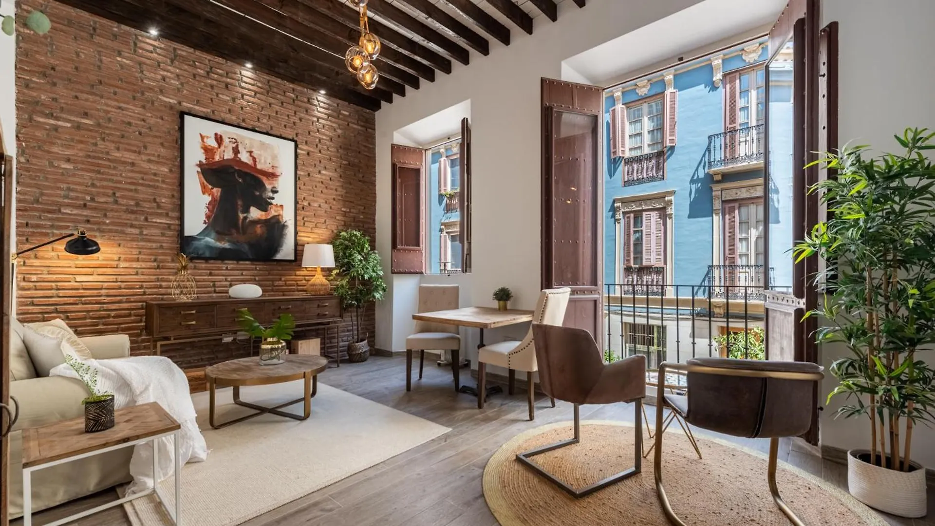 Best Location Centric Apt Málaga